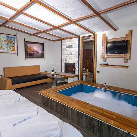 Reva Miami Hotel Foca
